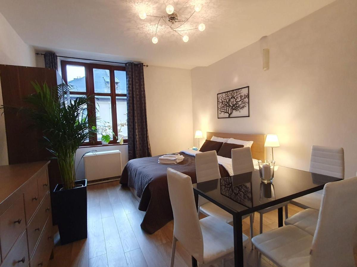 F-3 Krakow Rynek-Wawel O&P Apartfamily Exterior photo
